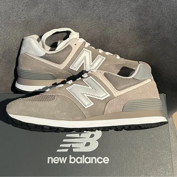 New Balance Women’s Sneakers 574 Gray Size 9 US - Picture 2 of 13